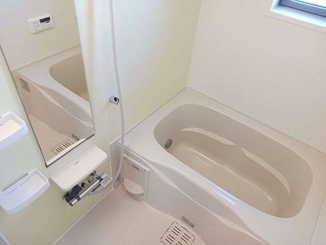 フォルシュⅠの浴室|コンパクトで使いやすいお風呂です