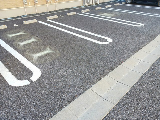 フォルシュⅠの駐車場|カースペースがあります