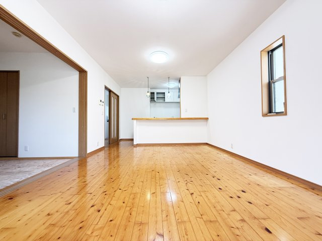 瀬戸南町一戸建（山本邸）の居間・リビング