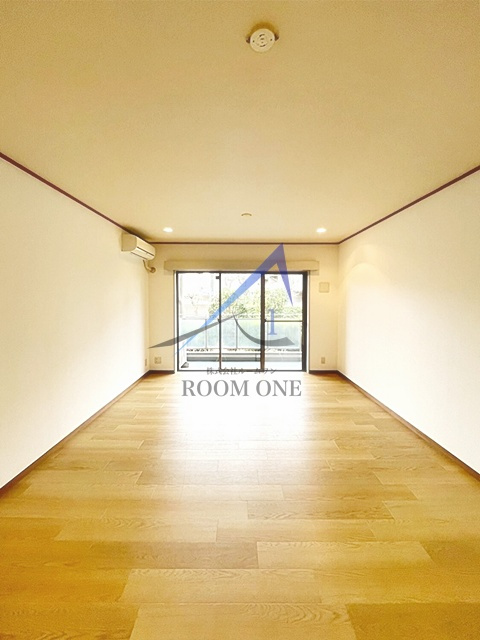 瀬田フラット の居間・リビング|洋室のお部屋です。