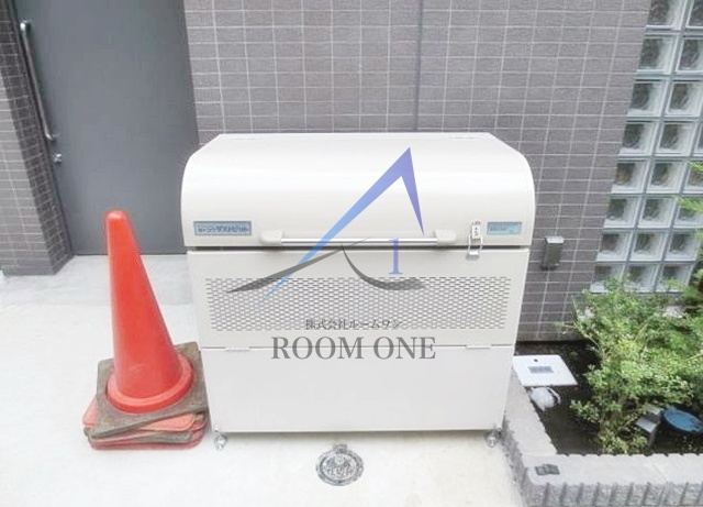 Ｔｒｙｍ　Ｃｏｕｒｔのその他共用部分|敷地内ゴミ置き場です。