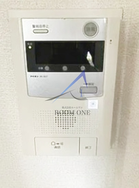 ＪＯＳハイツ多摩川のセキュリティ|モニター付きインターホンです。