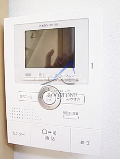 プルミエｂのセキュリティ|モニター付きインターホンです。