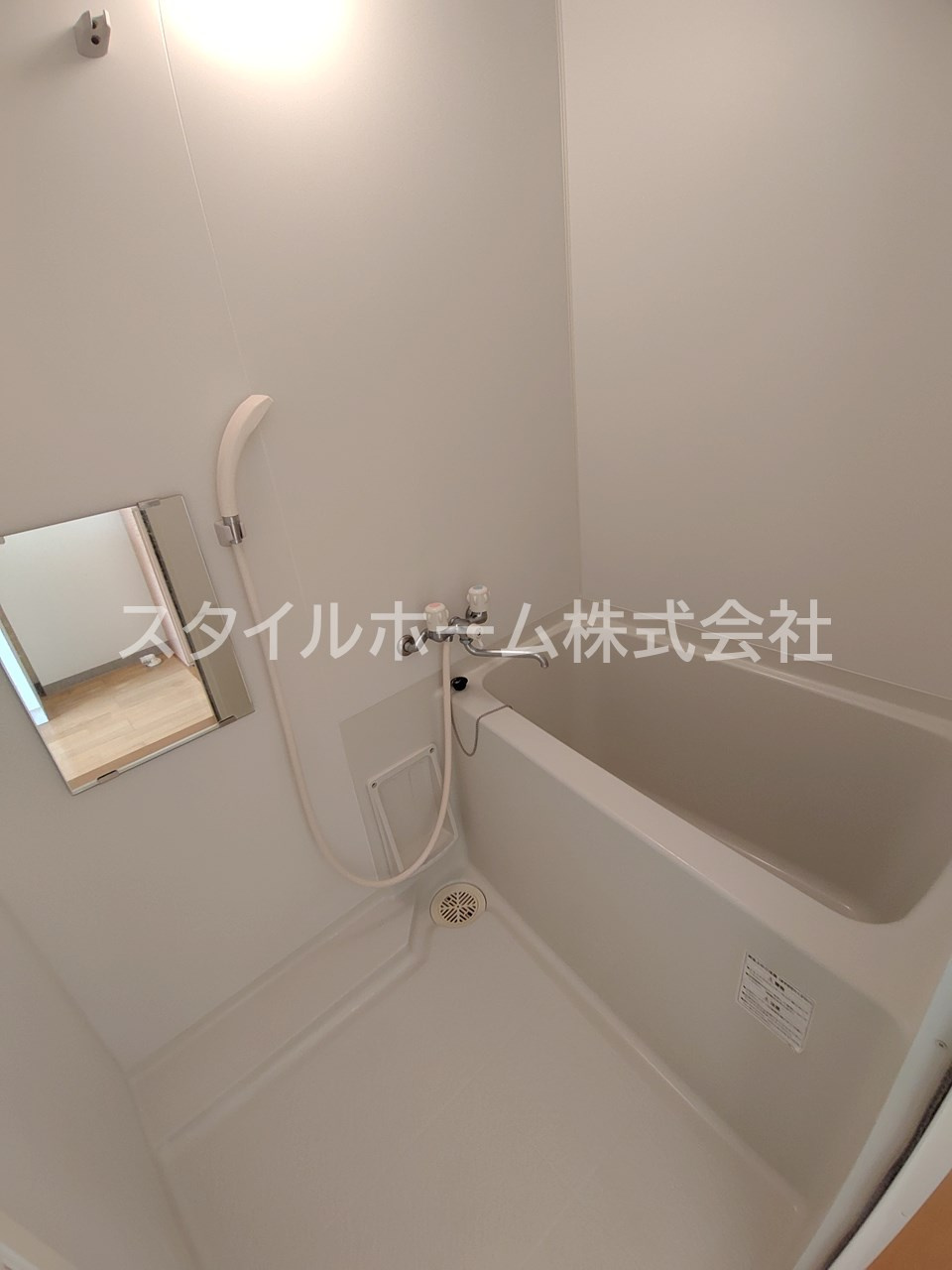 カーサフォルトゥーナの浴室|別部屋写真です。