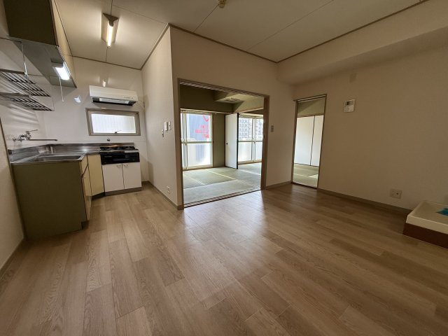 マンションVIP大塚の内装|壁紙・フローリング張替え済み！