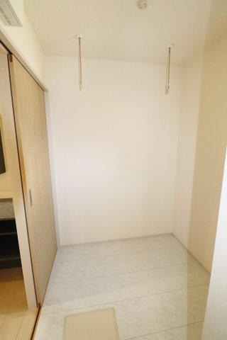 郡山市田村町東山1丁目1期　　　7号棟　　　守山小学校、守山中学区　の洗面所|※同社施工例