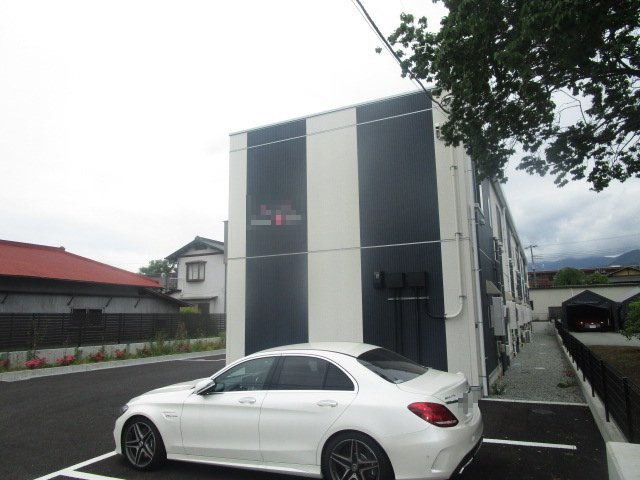 秦野市三屋の倉庫