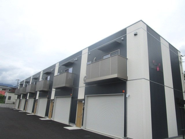 秦野市三屋の倉庫