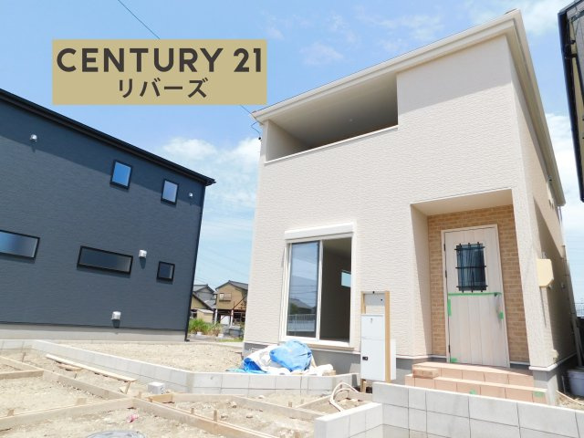 津島市大字日光字東浦の新築一戸建の外観|☆２号棟☆ 　　いつでもご案内出来ます♪（お問合せ当日、平日、水曜、夜間でもＯＫ）　南向き！　敷地５６．７５坪！　長期優良住宅♪　駐車並列３台ＯＫ！　広い庭付き♪　バルコニー２ヶ所！　収納豊富！