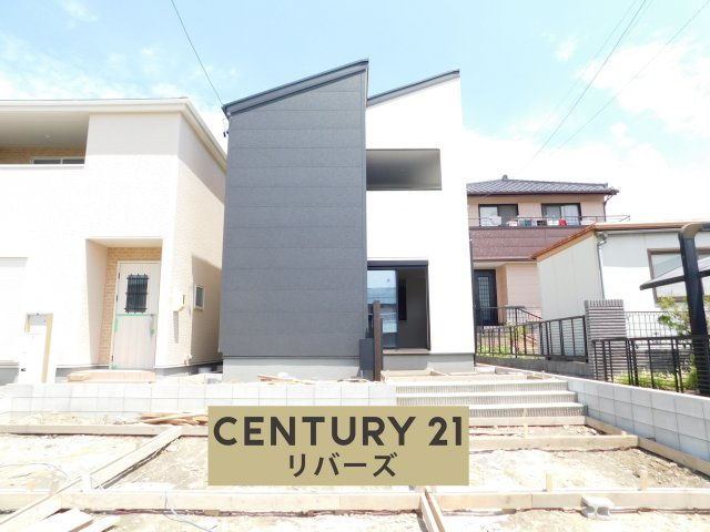 津島市大字日光字東浦の新築一戸建の外観|☆３号棟☆ 　　いつでもご案内出来ます♪（お問合せ当日、平日、水曜、夜間でもＯＫ）　南向き！　敷地４８．６９坪！　長期優良住宅♪　駐車並列３台ＯＫ！　広い庭付き♪　収納豊富なプラン！