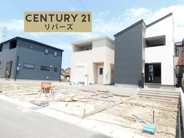 津島市大字日光字東浦の新築一戸建の前面道路含む現地写真|☆３号棟☆ 　　いつでもご案内出来ます♪（お問合せ当日、平日、水曜、夜間でもＯＫ）　南向き！　敷地４８．６９坪！　長期優良住宅♪　駐車並列３台ＯＫ！　広い庭付き♪　収納豊富なプラン！