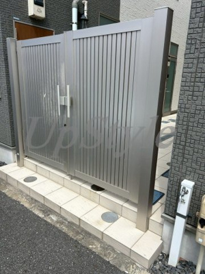 【エントランス】 | トーキョーベータ西新井大師西７