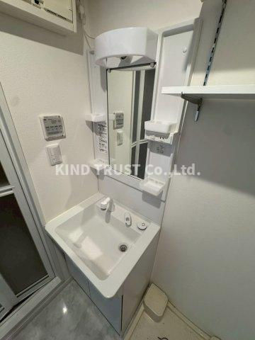 コートエスト都島の洗面所|広い洗面スペース