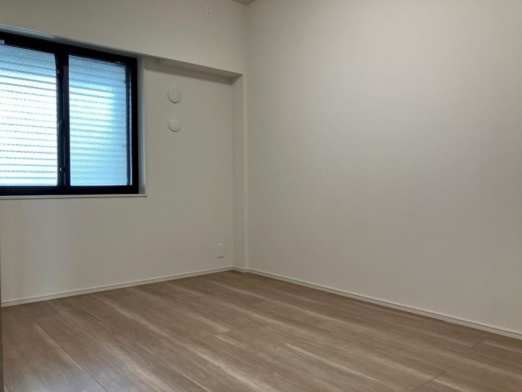 プラウドシティ国立の寝室