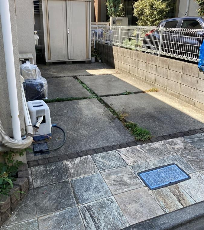 鷺宮戸建の駐車場
