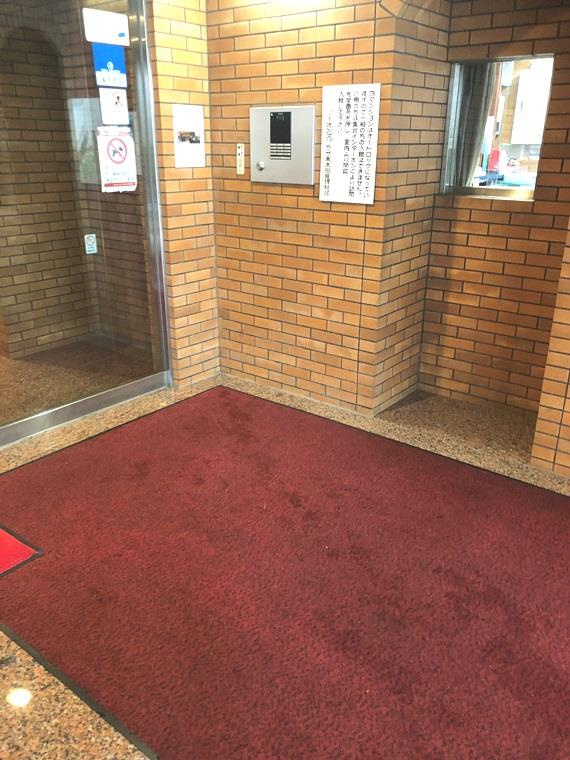 ライオンズプラザ南太田のロビー