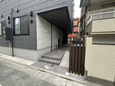 【エントランス】ディアルーム綾瀬