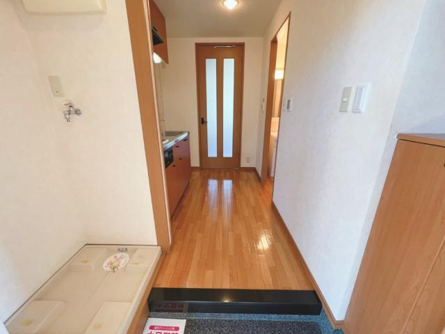 ラ・カーサおゆみⅠの内装|廊下
