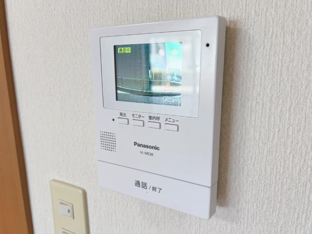 ラ・カーサおゆみⅠの内装|カメラ付インターホン