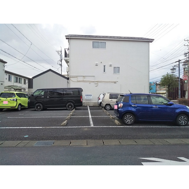 岐阜市正木の駐車場の外観