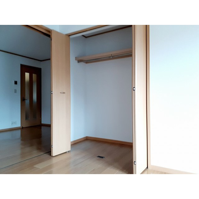 フォルトゥーナB棟の収納