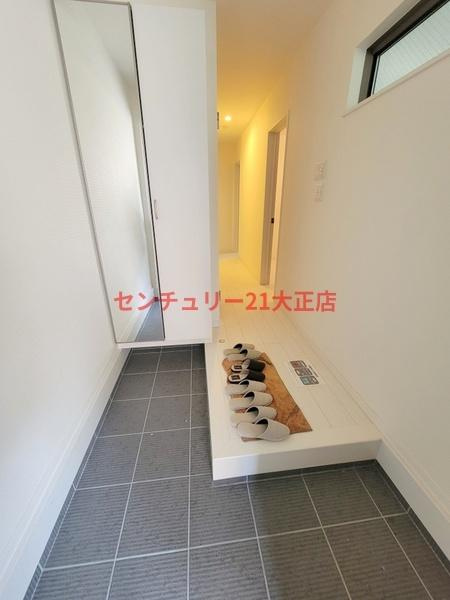 平尾2丁目貸家の玄関