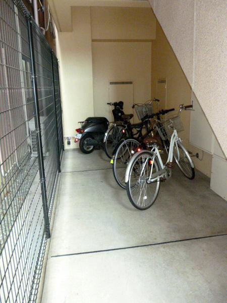 タウンコートオカジマの駐車場|★自転車置き場★