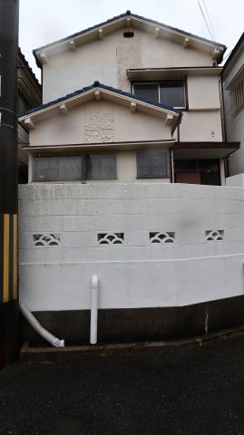 五色山4丁目貸家の外観