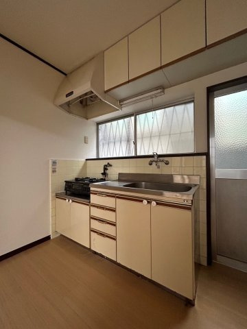 福田4丁目戸建のキッチン