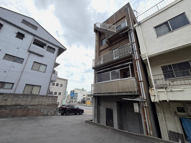 呉市本通6丁目　土地の外観|南側です。