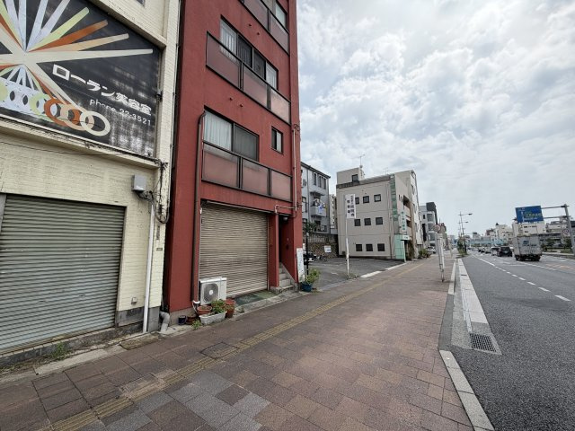 呉市本通6丁目　土地の外観|広電バス「本通６丁目」バス停が目の前です。