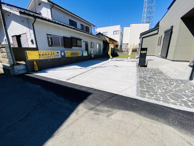 新築　高崎市江木町第12　Livele Garden.S　１号棟の駐車場|現地写真　駐車スペースは5台分可能です！
