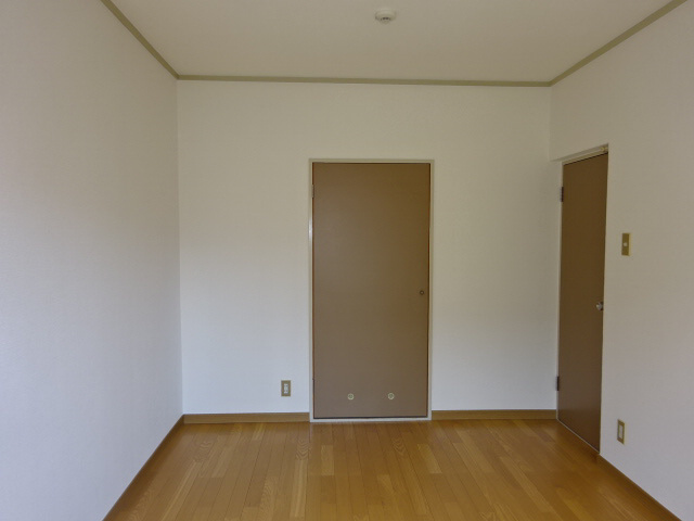 タウンハウス今寺1の子供部屋