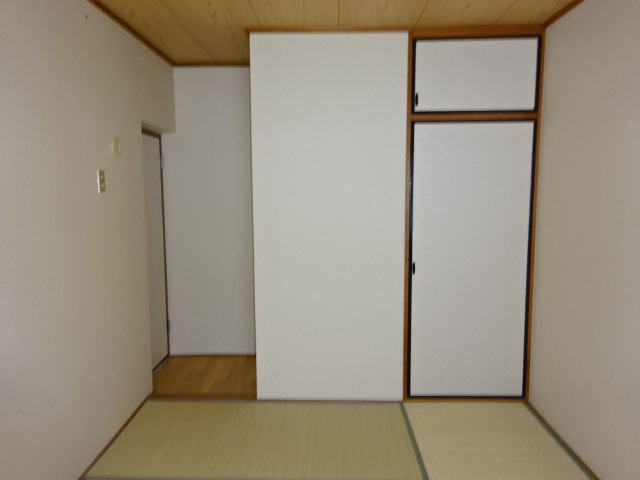 タウンハウス今寺1の和室