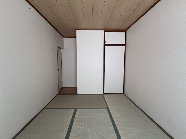 タウンハウス今寺1の和室