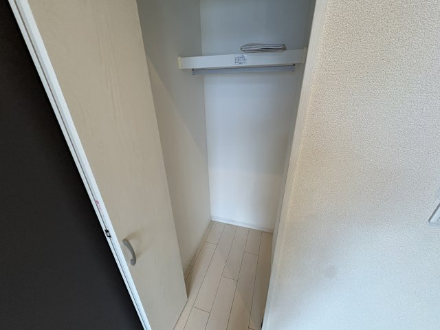 シャイニー西舞子