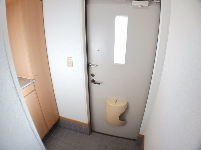 ラフィネパレ　Ｂの玄関|落ち着いた玄関です