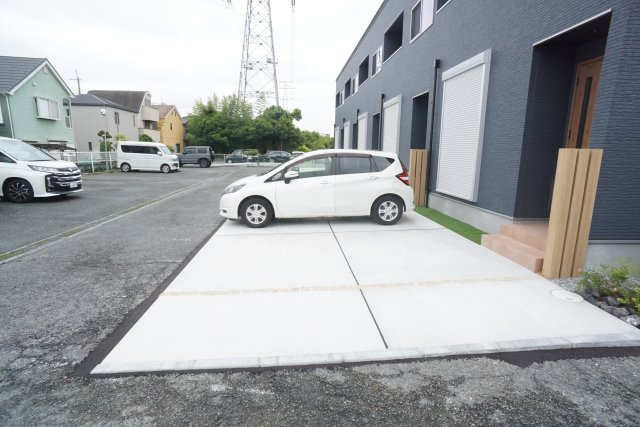 レミエ宝塚の駐車場