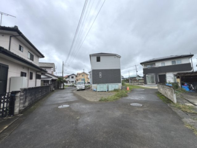 新築　高崎市上大島町第3　クレイドルガーデン　１号棟の前面道路含む現地写真|現地写真　北側接道幅員約4ｍ　南側接道幅員約3.9ｍ