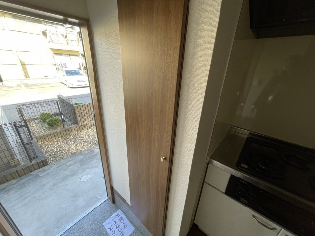 アンプルール リーブル すみれⅠの玄関|別部屋同一間取りのお写真となります。