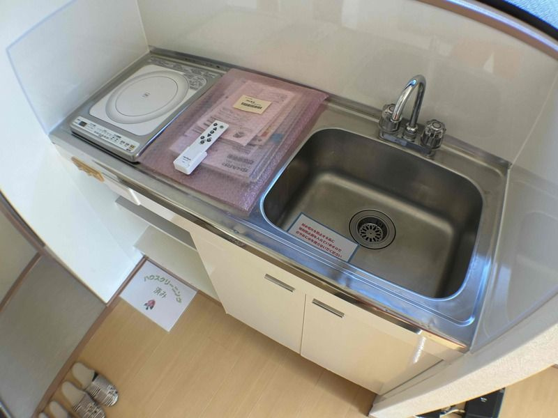 キャスル塚口のキッチン|コンパクトなキッチンで掃除もラクラク