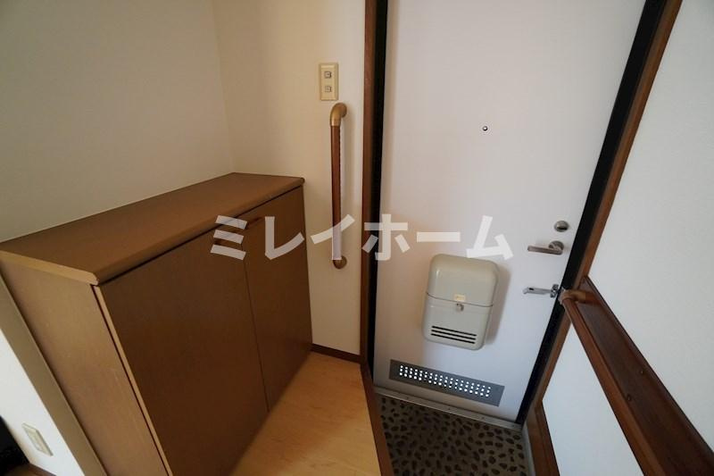 フォレスト山王の玄関