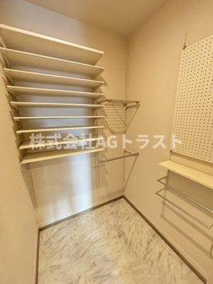 【その他】 | クレストガーデン | 玄関クローク