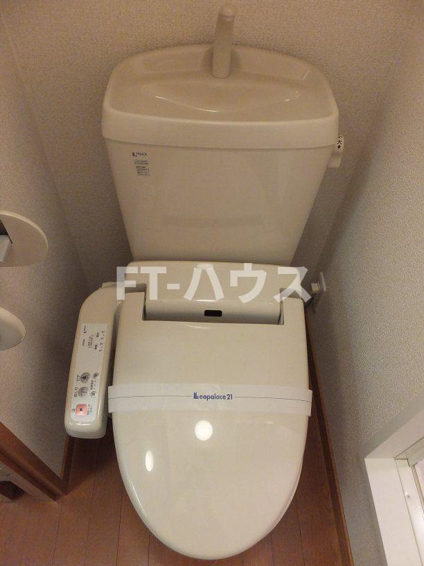 レオパレスエムワンのトイレ