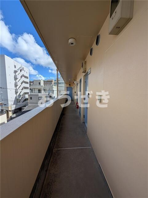 早川ビルのロビー