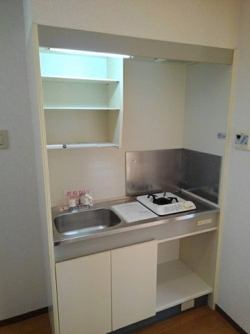 熊本市中央区黒髪６丁目の賃貸マンションの浴室|コンパクトで使いやすいお風呂です