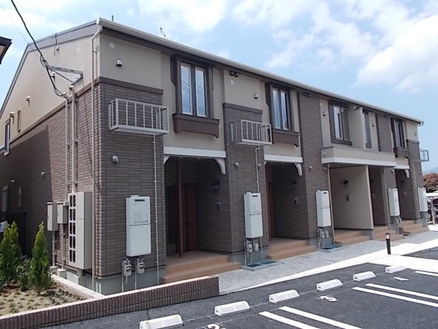 熊本市中央区黒髪４丁目のアパート