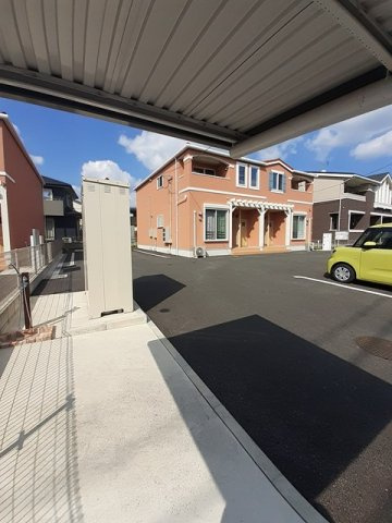 熊本市東区小山７丁目のアパートの駐車場|カースペースがあります