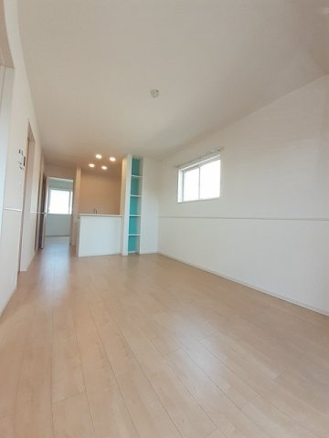 熊本市東区小山７丁目のアパートの居間・リビング|居間です