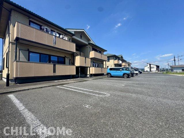レトア・シャトーの駐車場|他社様掲載物件もまとめてご紹介、ご案内可能です(^^)/